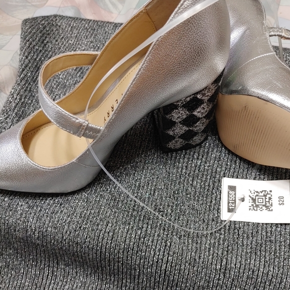 NWT KATY PERRY SILVER & BLACK HEELS - Picture 7 of 9
